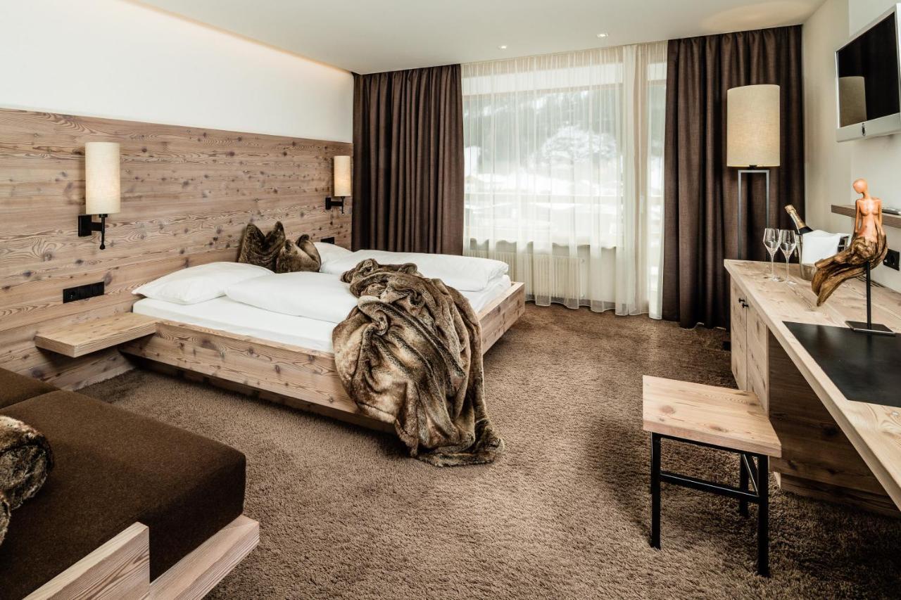 Arthotel Anterleghes - Gardenahotels Selva di Val Gardena Exteriör bild
