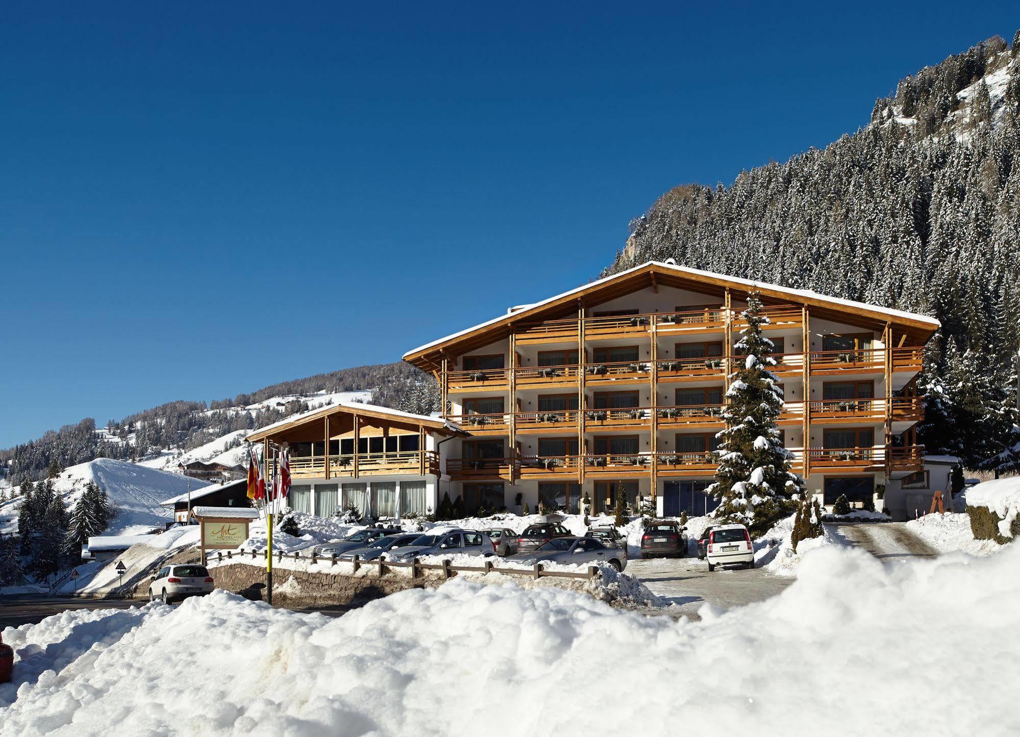 Arthotel Anterleghes - Gardenahotels Selva di Val Gardena Exteriör bild